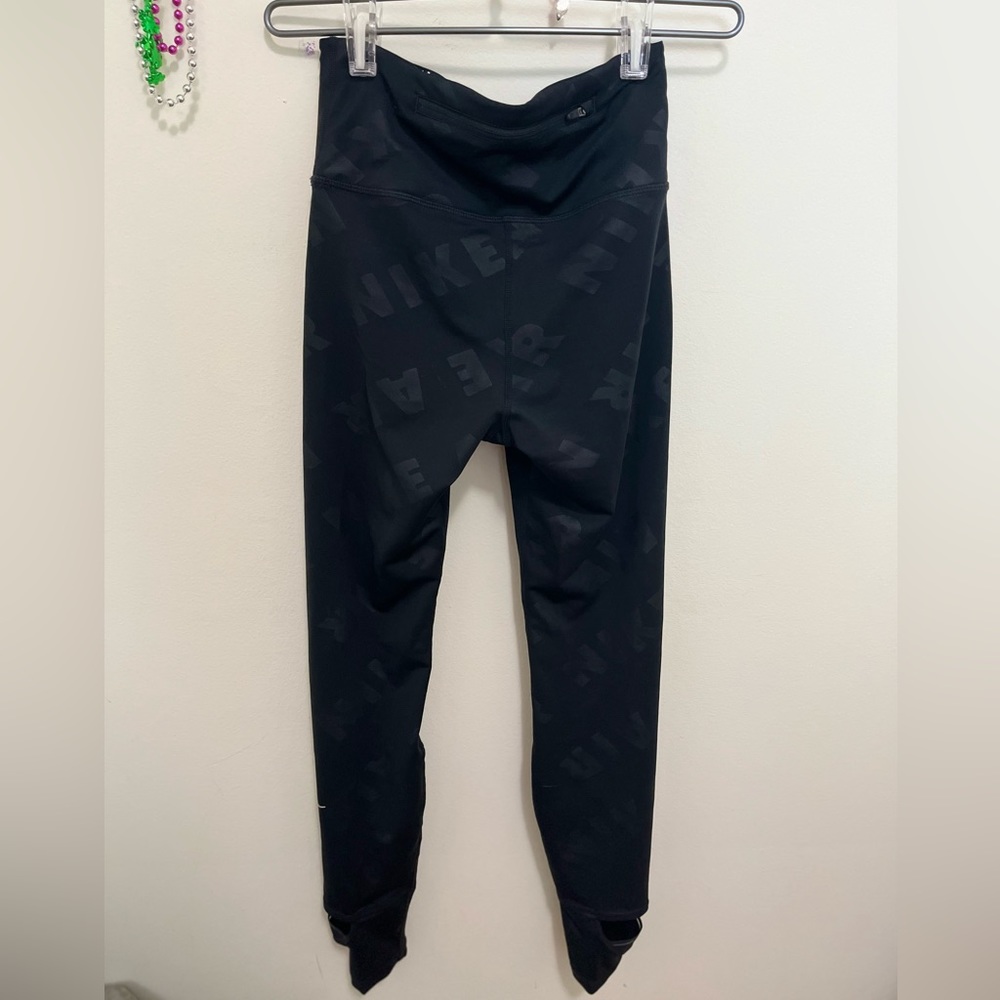 Nike leggings